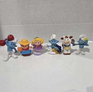 Vanity Action Figures Set - Blue, Yellow, and BrownMixed Lot Fisher Price Little